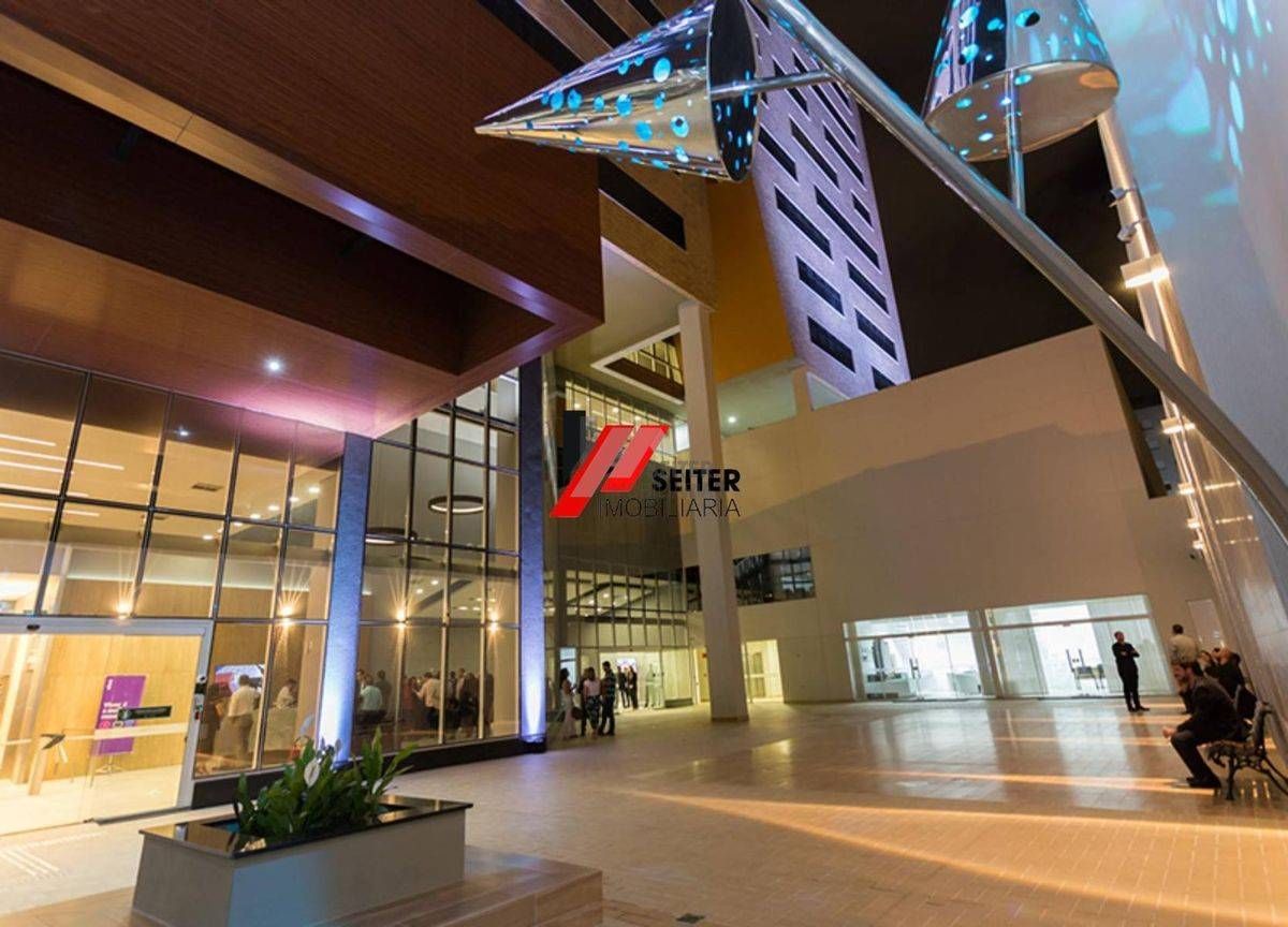 Sala comercial para vender no estreito 118 - Comercial em Canto, Florianópolis - à venda - Seiter Imobiliária
