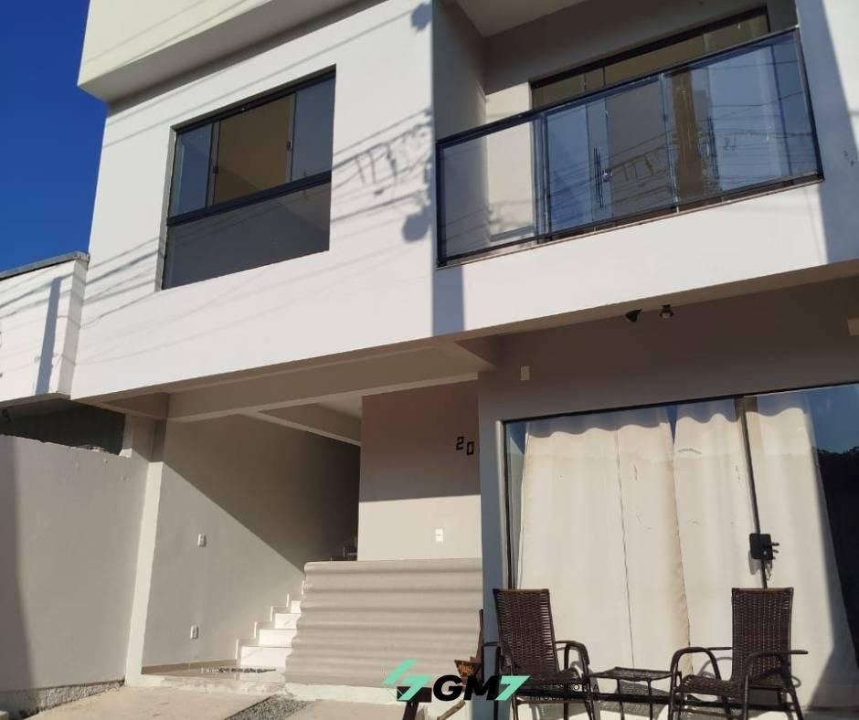 Aluguel anual  apartamento  na parte superior no São Francisco - Camboriú