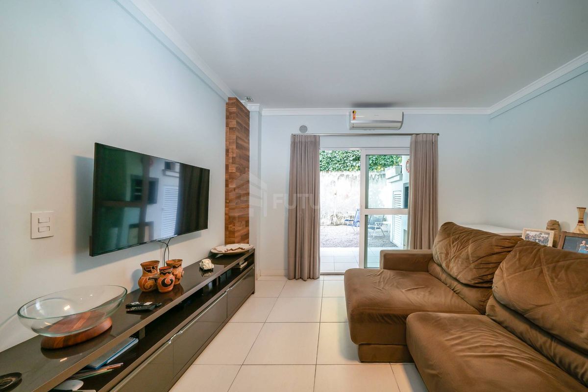 Apartamento para aluguel de temporada em Bombinhas SC LA001 - Apartamento em Centro, Bombinhas - para temporada - PAULA CRISTINA DA SILVA MINELLA NEGOCIOS IMOBILIARIOS LTDA