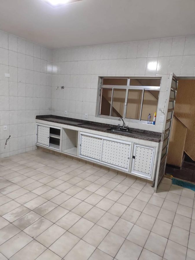 Casa, 3 quartos, 200 m² - Foto 35