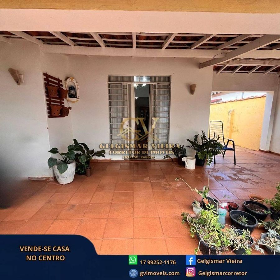🏡 VENDE - SE CASA NO CENTRO - BEBEDOURO - SP 🏡 - Casa em Centro, Bebedouro - à venda - Gelgismar Vieira