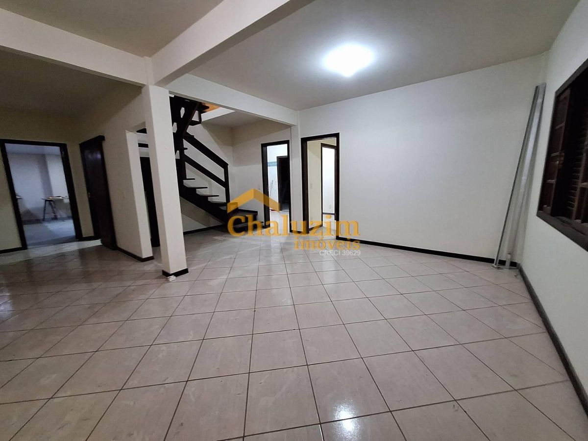Casa, América - Joinville - Casa em América, Joinville - à venda - CHALUZIM IMÓVEIS LTDA