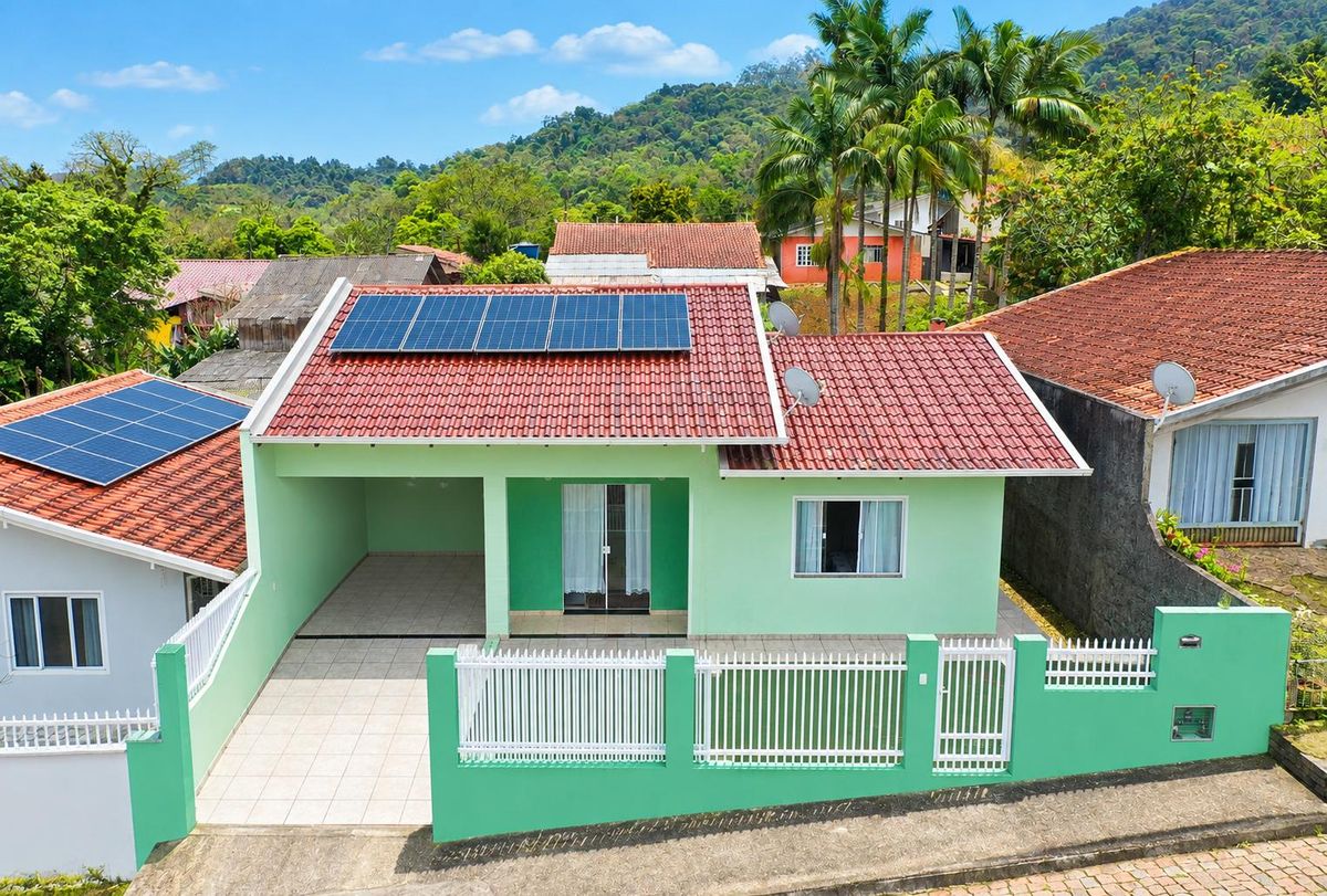 Casa de Alvenaria - Venda - 03 dormitórios - 140m2 - Semi Mobiliado - Rainha - Rio do Sul - Casa em Rainha, Rio do Sul - à venda - Cifra Imóveis e Empreendimentos Imobiliários