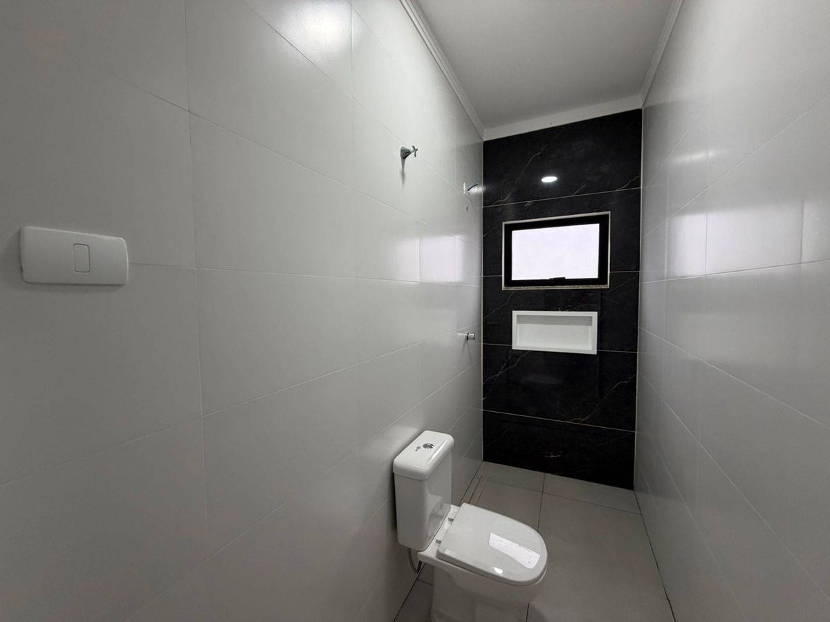 Casa à Venda com 3 quartos, no bairro Nova Barra Velha - Barra Velha Cód. 2768
