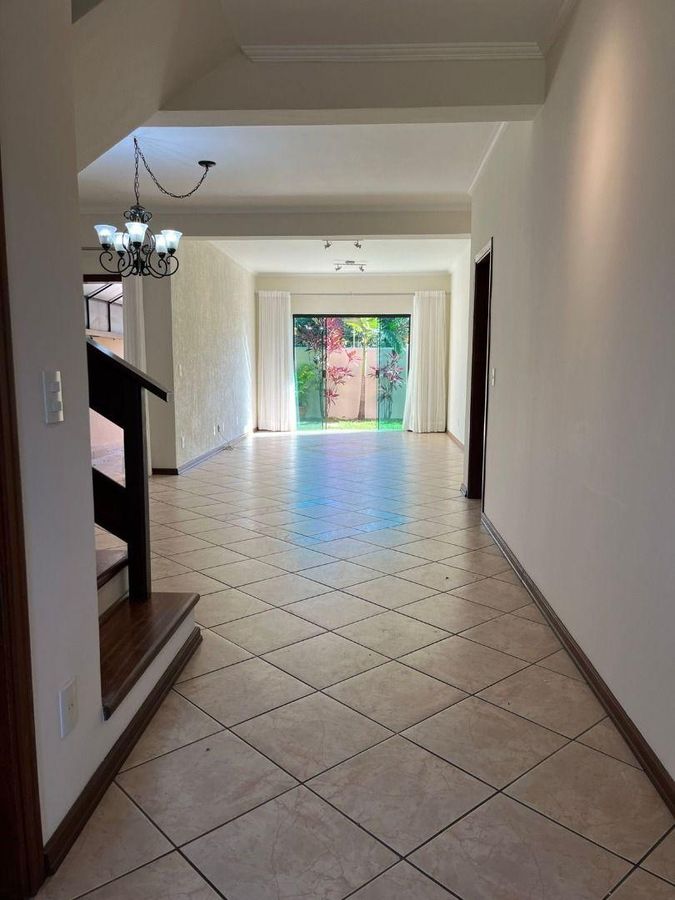 Casa com 4 dormitórios à venda, 222 m² por R$ 1.600.000,00 - Condomínio Residencial Camburi - Valinhos/SP, foto 4