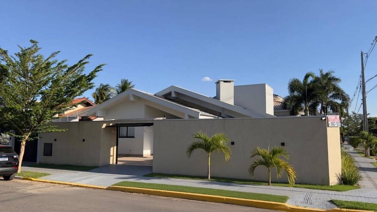 Casa com 3 quartos, 1 suíte - Centro, Sorriso