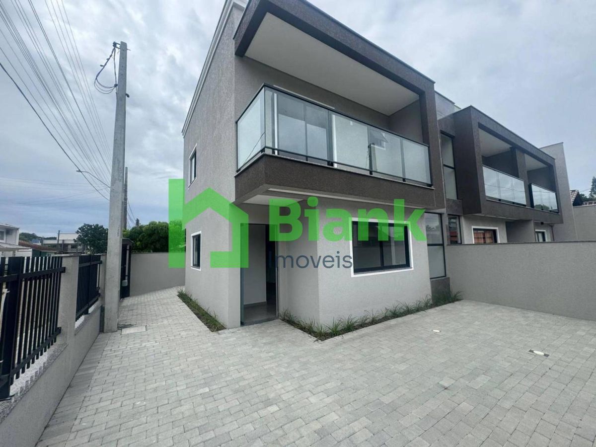 Sobrado Geminado 2 suítes - Gravatá de Navegantes - Venda - Casa em Gravatá, Navegantes - à venda - Biank Imóveis