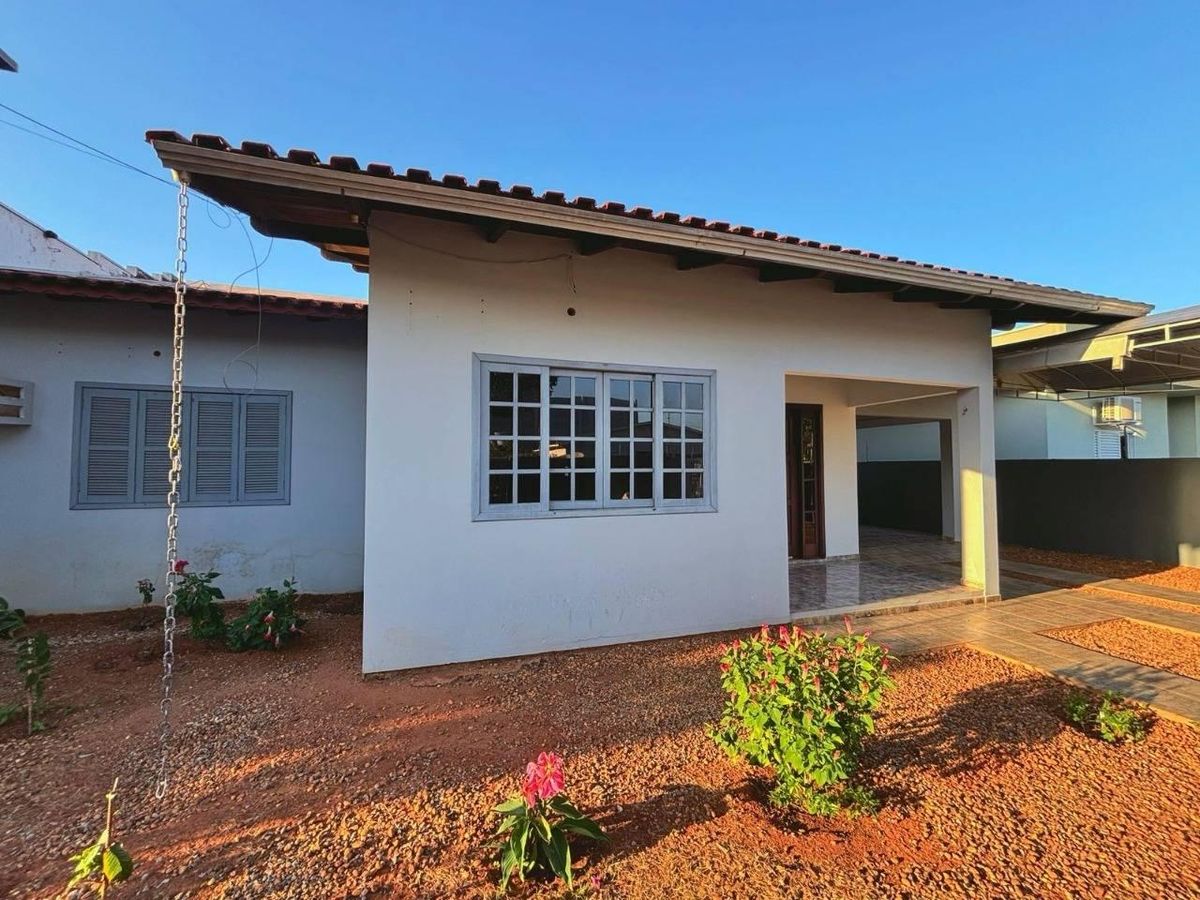 Casa com 3 quartos, Bela Vista - Sorriso