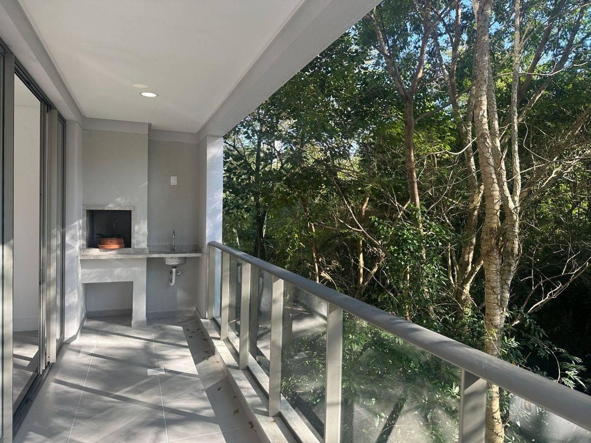 Apartamento para Locacao, 3 quartos, 1 Suíte, Semi Mobiliado, 101 m2² no bairro Córrego Grande - Florianópolis