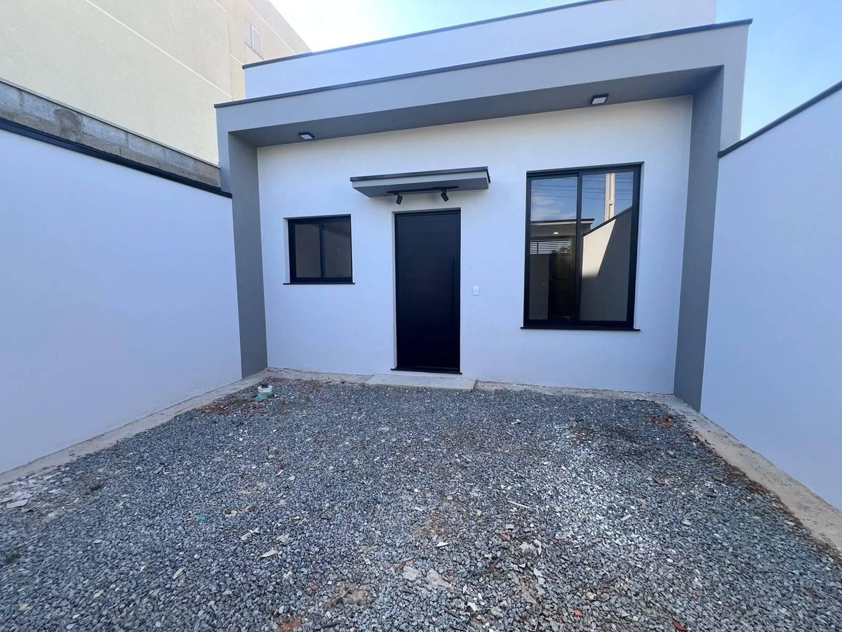 Casa à Venda no Jardim Bela Vista – Conforto, Segurança e Excelente Localização! - Casa em Jardim Bela Vista, Araçariguama - à venda - Janaina G A Marques Imóveis - ME