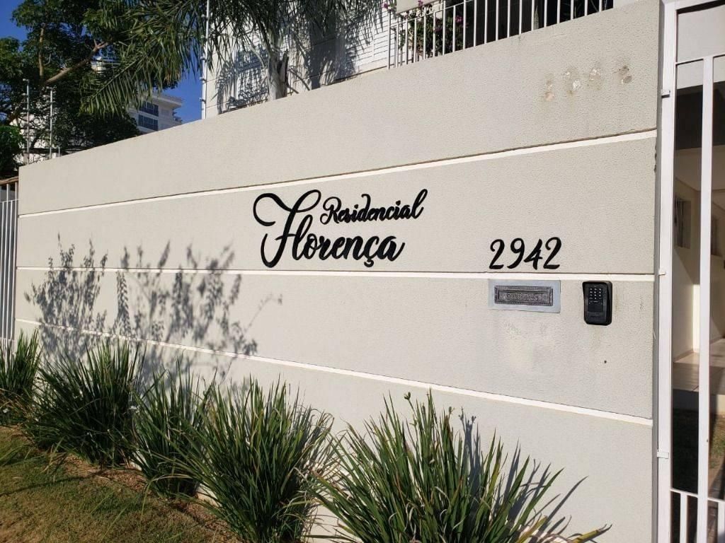 Apartamento com 2 quartos, 1 vaga
