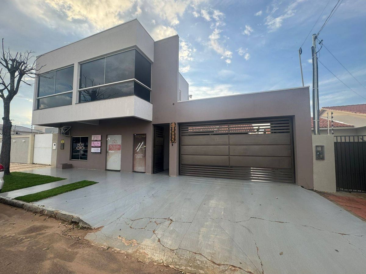 Casa À Venda, Centro - Campo Verde - Residencial e Comercial em Centro, Campo Verde - à venda - Fernando Facchinetto e Cia Ltda