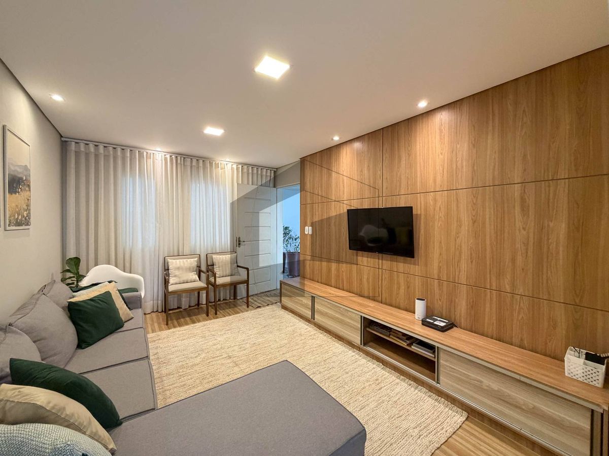 Sobrado à Venda na Cidade Edson – Suzano/SP | Mobiliado | 3 Dormitórios | Área Gourmet - Casa em Cidade Edson, Suzano - à venda - Concretual Negocios Imobiliários
