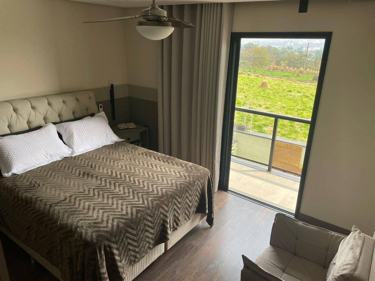 Casa com 4 quartos e 284 m² em Vila Guilhermina, Praia Grande