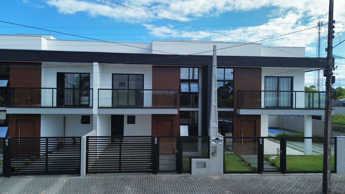 Sobrado com 4 dormitórios à venda, 151 m² por R$ 950.000,00 - Rainha do Mar - Itapoá/SC - Sobrado em Rainha do Mar, Itapoá - à venda - Nossa Praia Imóveis