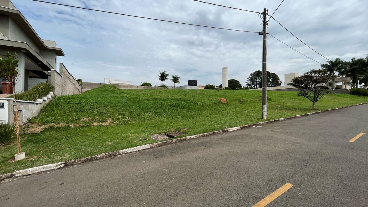 Terreno à venda, 1000 m² por R$ 1.300.000,00 - Condomínio Villa Lombarda - Valinhos/SP, foto 3