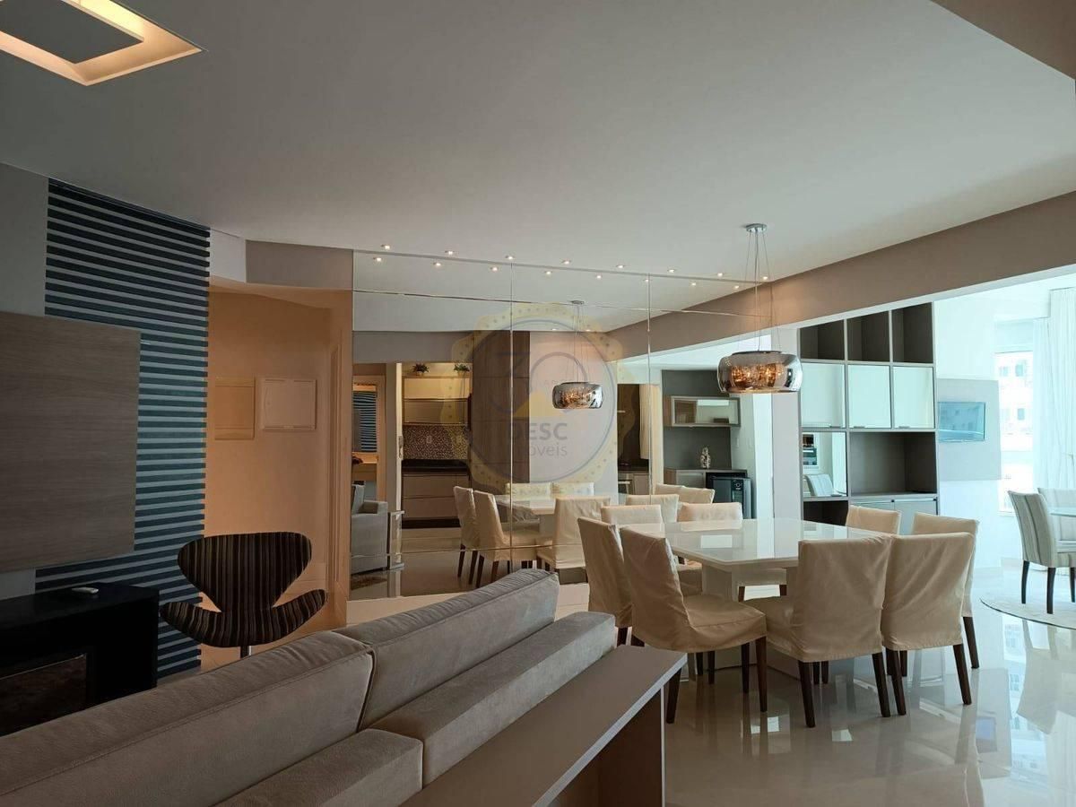 Apartamento mobiliado com 3 suítes para VENDA na Quadra do Mar em Balneário Camboriú - Apartamento em Centro, Balneário Camboriú - à venda - Desc Imóveis