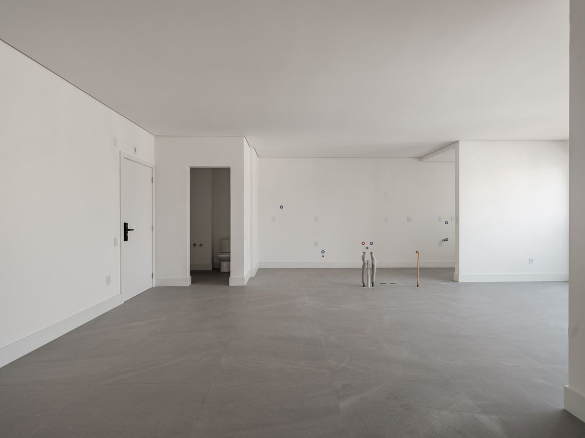 Apartamento a venda com 3 quartos, 3 Suítes, Andar alto, 129m² no bairro Centro - Florianópolis - Apartamento em Centro, Florianópolis - à venda - Conceito Imóveis