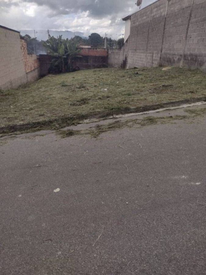 Lote/Terreno à Venda, Conjunto Residencial Araretama - Pindamonhangaba - Lote/Terreno em Conjunto Residencial Araretama, Pindamonhangaba - à venda - EDSON DERRICO IMOVEIS LTDA