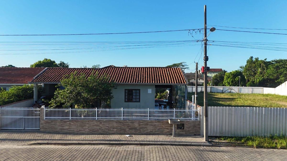 Casa com 3 dormitórios à venda, 163 m² por R$ 800.000 - Jardim Perola do Atlântico - Itapoá/SC - Casa em Jardim Perola do Atlântico, Itapoá - à venda - Nossa Praia Imóveis