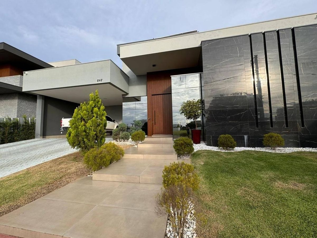 Casa , com 3 quartos - Residencial Cidade Jardim, Sorriso