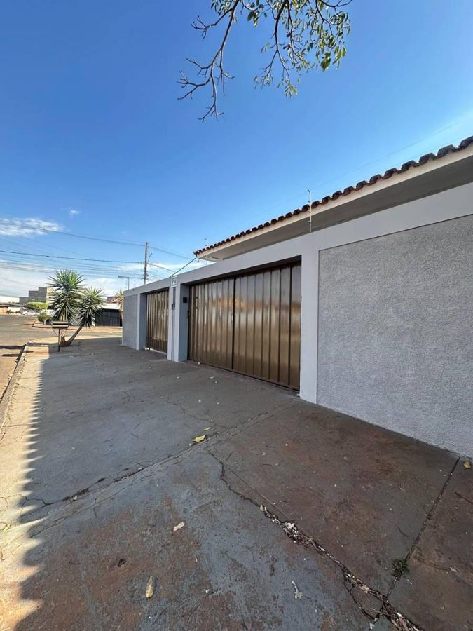 Foto 2 — Casa para alugar no Santo Agostinho