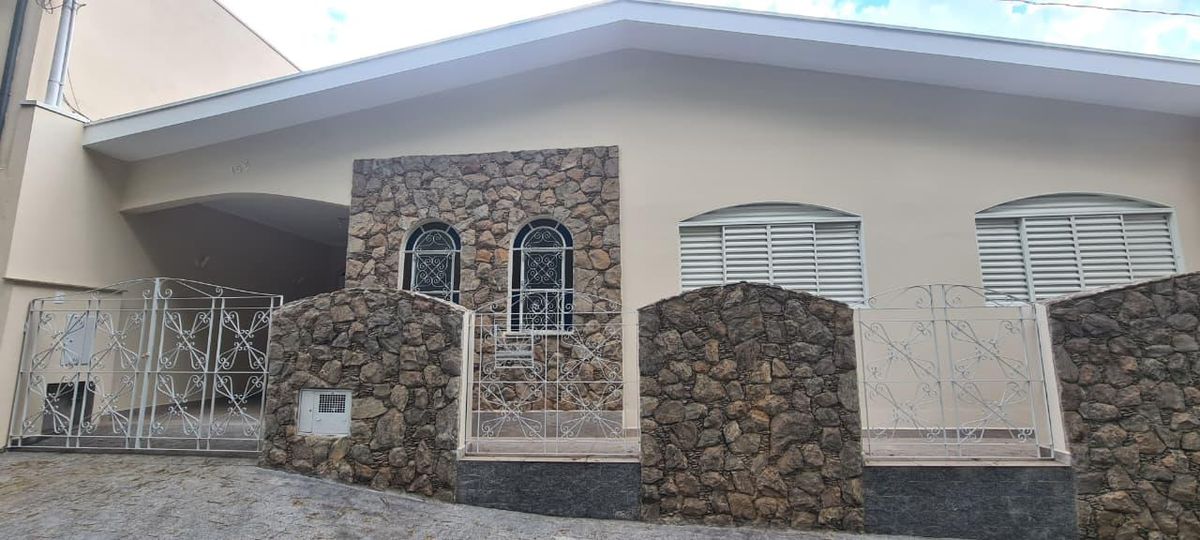 Casa com 3 quartos, Vila Conceição - São João da Boa Vista