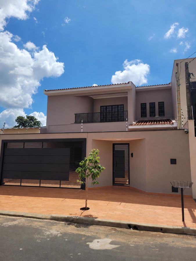 Sobrado com 3 quartos, Nova Ribeirânia - Ribeirão Preto - Sobrado em Nova Ribeirânia, Ribeirão Preto - para locação - Locca Imóveis