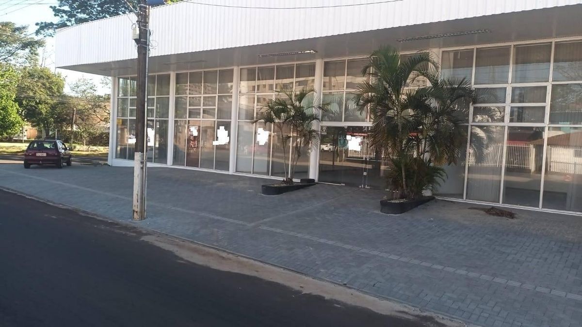 Sala comercial grande 1031 m² - Comercial em Centro, Ijuí - para locação - IMOBILIÁRIA SOLUÇÃO IMÓVEIS IJUÍ