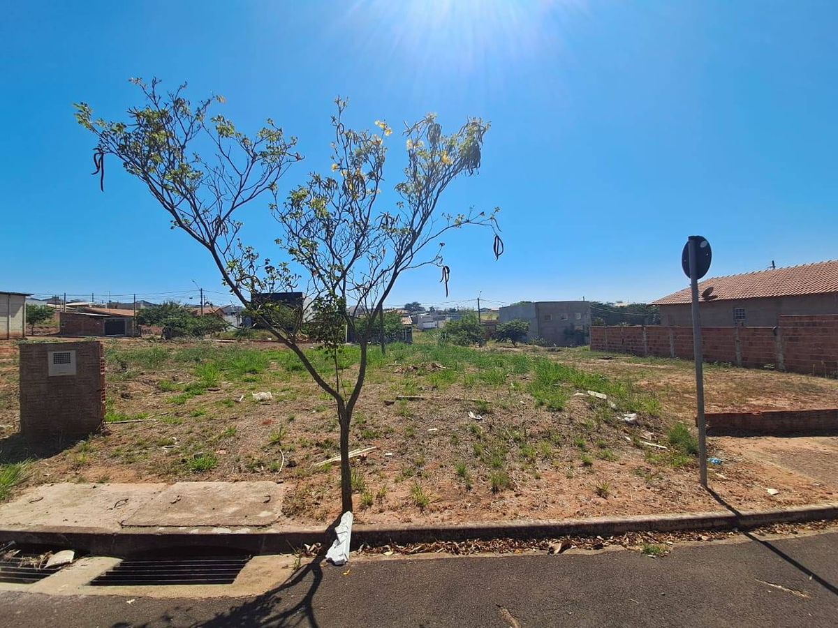 Terreno a Venda no Bairro Ecoville