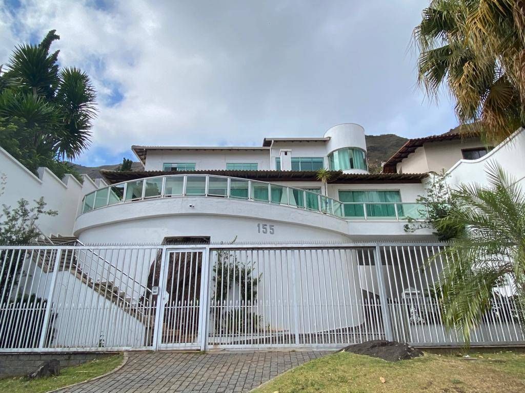Casa de Alto Padrão à Venda no Mangabeiras – 4 Quartos e Amplo Espaço - Casa em Mangabeiras, Belo Horizonte - à venda - EQUIPE1 NEGOCIOS LTDA