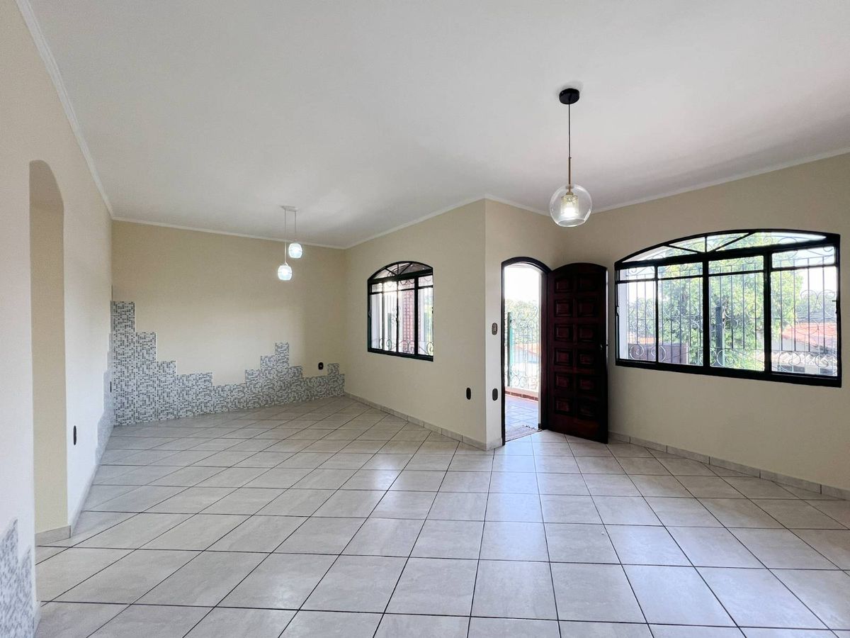 Casa com 3 dormitórios, Jardim Novo Mundo - Valinhos/SP, foto 2