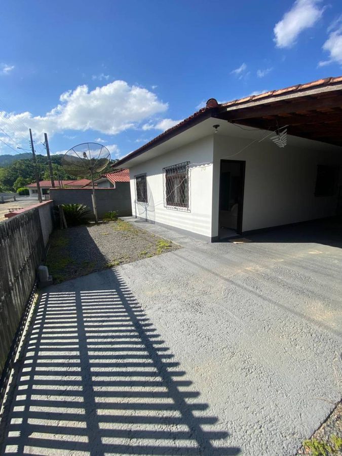 Casa no bairro Jaraguá 99 - Casa em Jaraguá 99, Jaraguá do Sul - à venda - Guara Imóveis Ltda