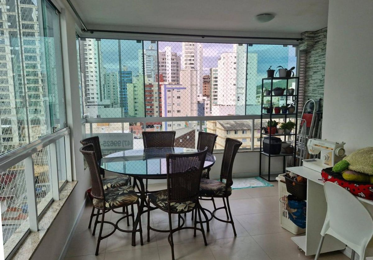 Apartamento à venda no Edifício Barra Norte com 2 dormitórios no Pioneiros em Balneário Camboriú - Apartamento em Pioneiros, Balneário Camboriú - à venda - WOW Imobiliária Ltda