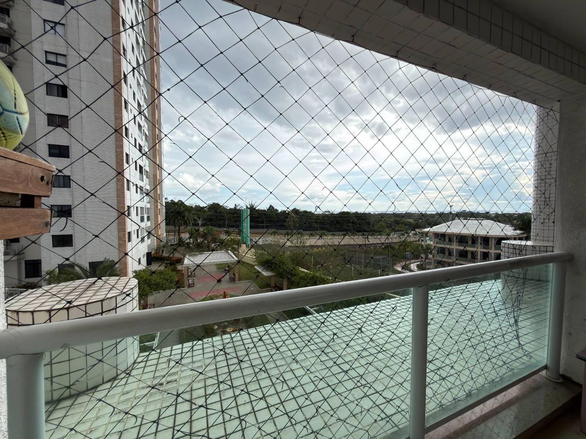 Vendo apto na Ponta Negra com Vista Rio