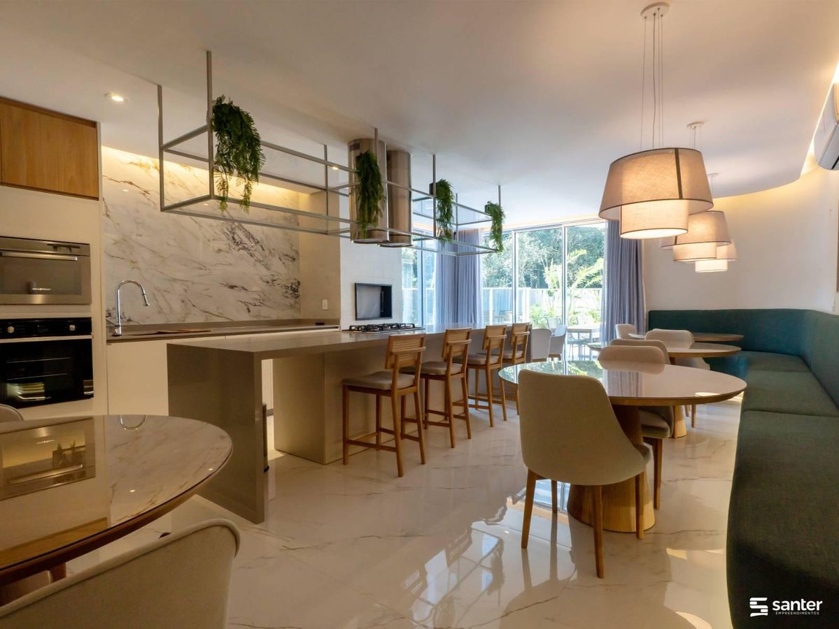 Apartamento com 3 quartos, no bairro Centro - Penha Cód. 98 214
