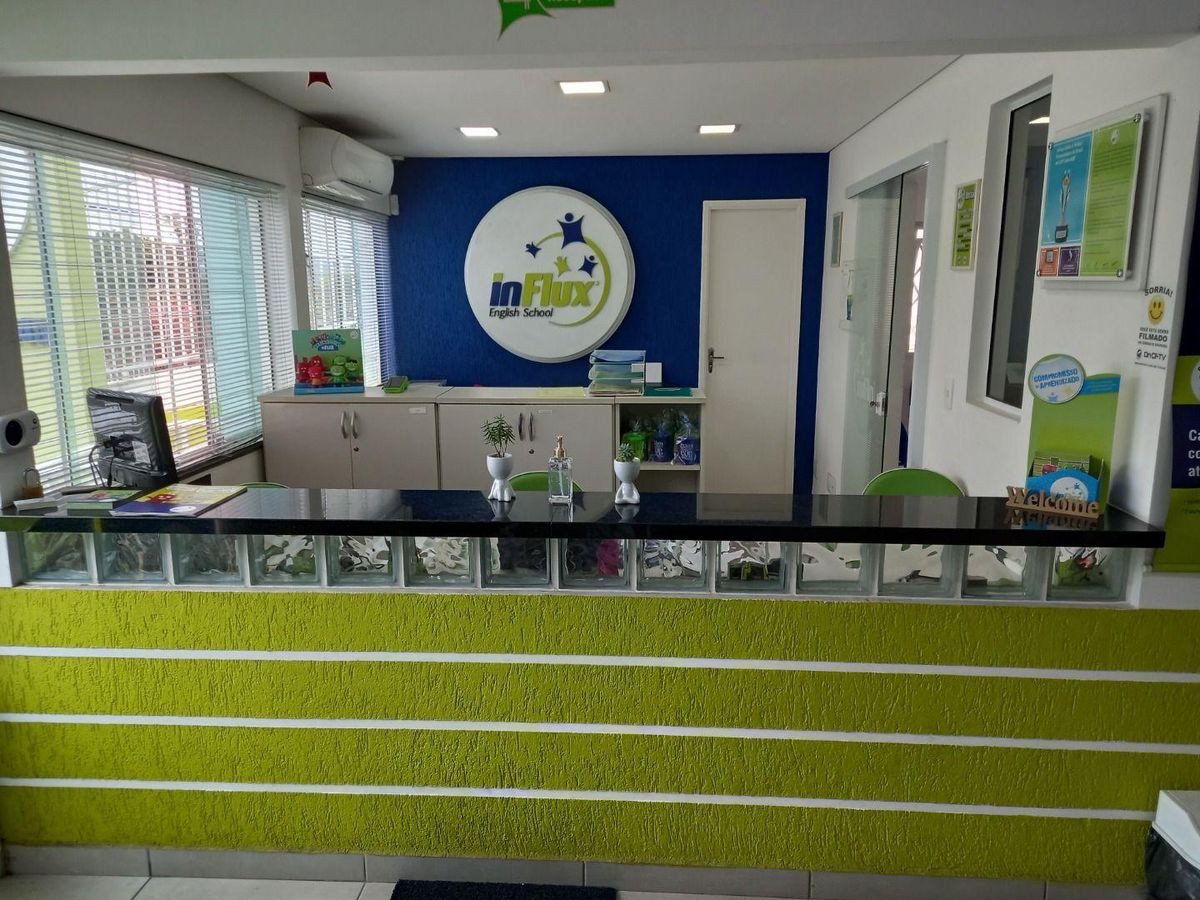 Prédio comercial com 2 pavimentos, com salas independentes, localizado em área comercial privilegiada de grande visibilidade e movimento., foto 2