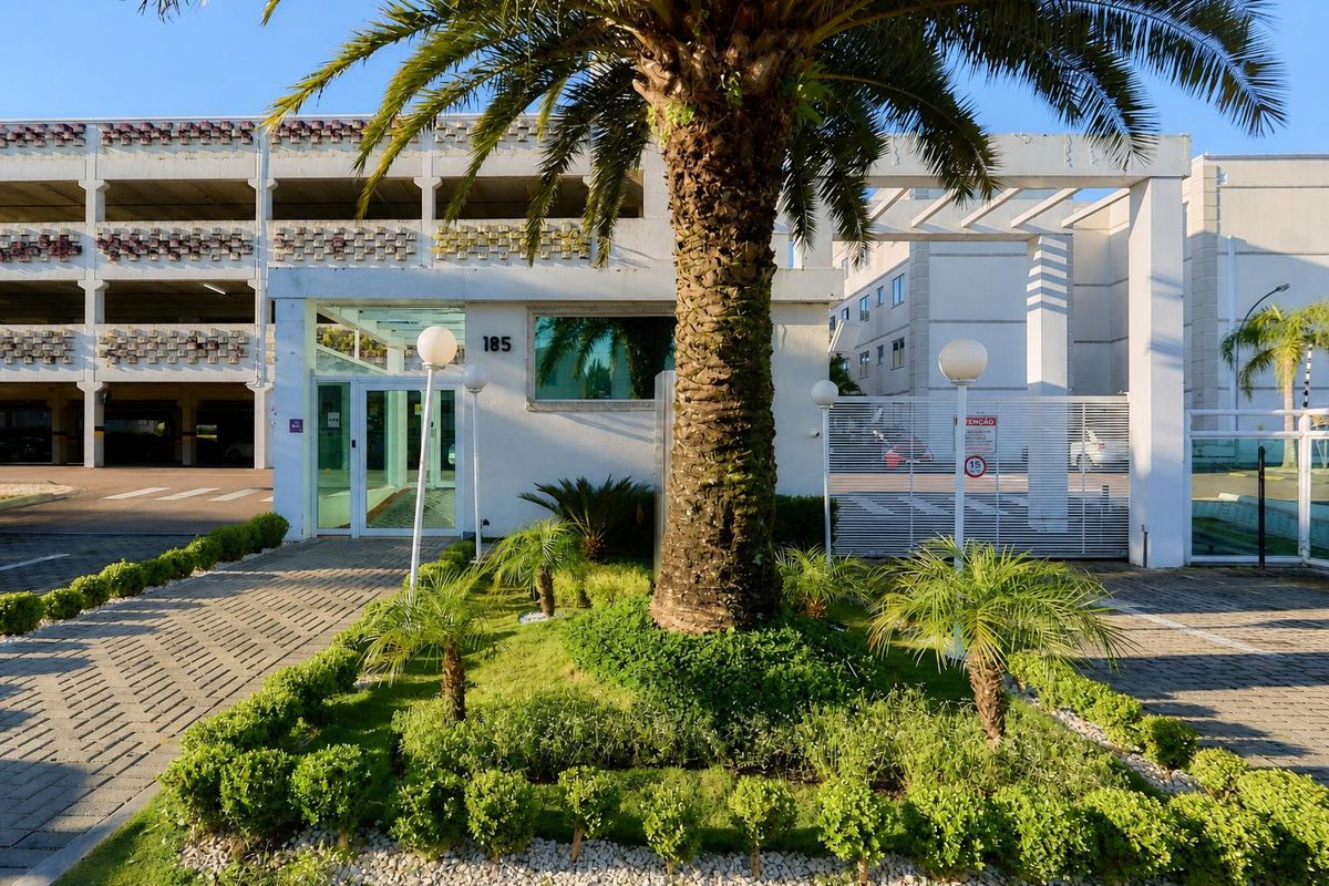 Condomínio Parque Castellammare - Apartamento a Venda no Pinheirinho Semi Mobiliado - R$290.000,00 - Apartamento em Pinheirinho, Curitiba - à venda - EMG&J Assessoria Imobiliária Ltda