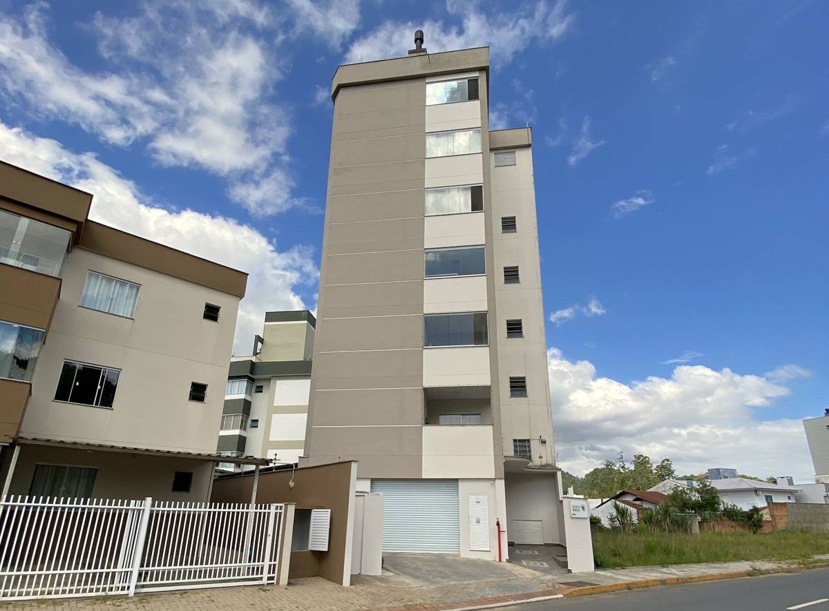 Apartamento | Amizade | 2 quartos (1 suíte) | 76m²