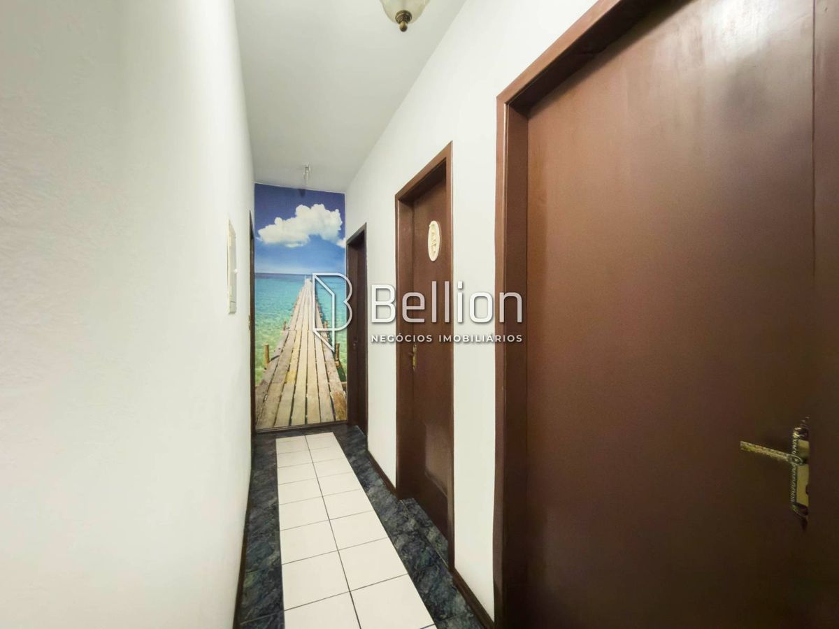 Casa com terreno amplo e lazer completo no Bairro dos Estados, em Timbó!