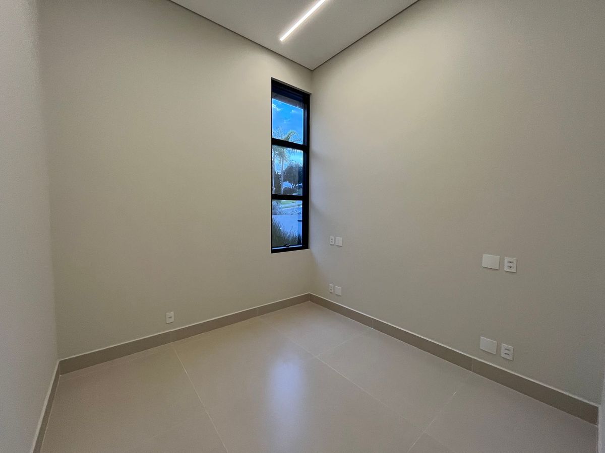 Casa de Condomínio com 4 quartos, Zurich Dorf - Valinhos, foto 2