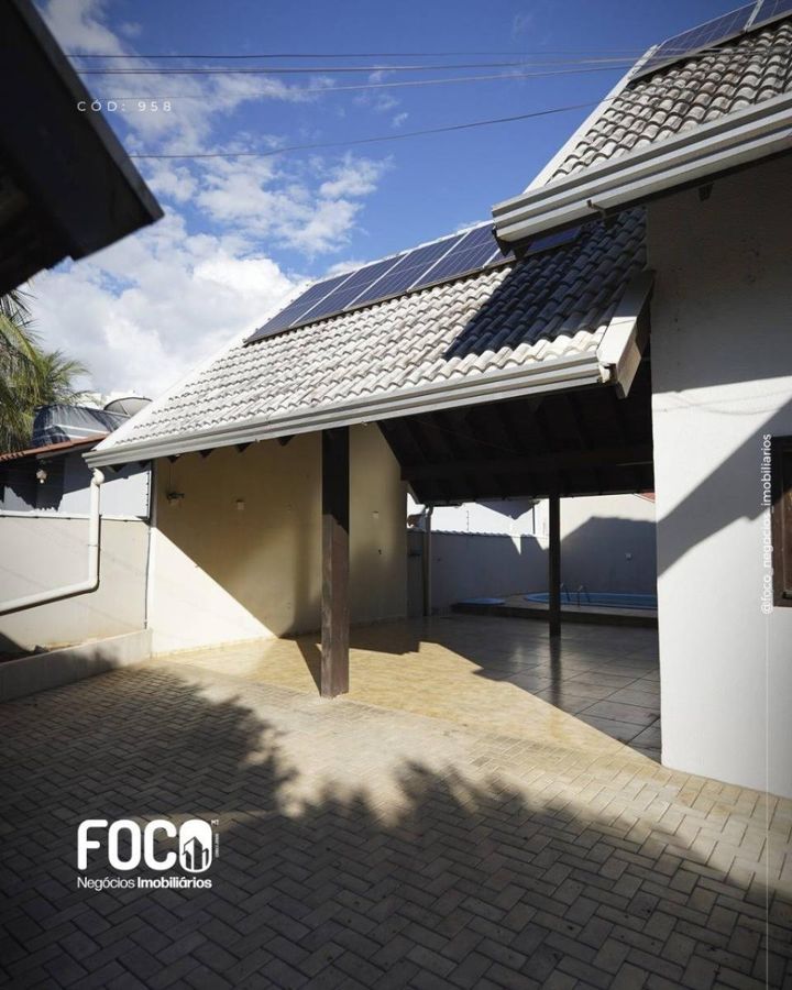 Casa com 4 quartos, 1 suíte