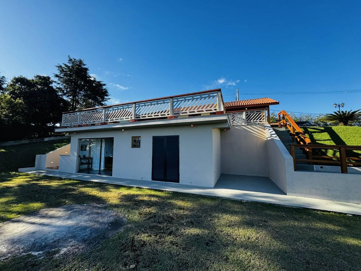 Casa com 3 quartos, Bom Jardim - Araçariguama - Chácara em Bom Jardim, Araçariguama - à venda - Janaina G A Marques Imóveis - ME