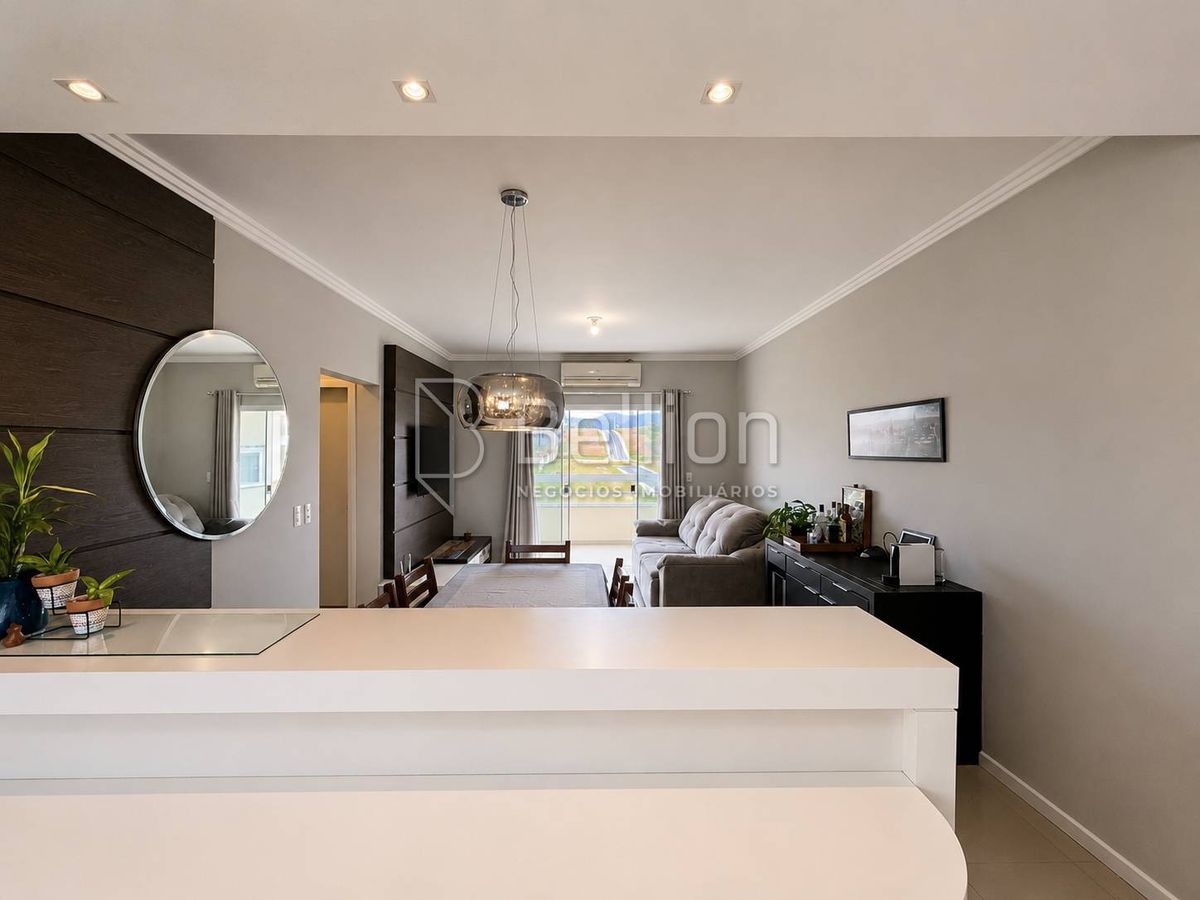 Apartamento Semimobiliado à Venda em Timbó 2 Quartos no Bairro das Capitais