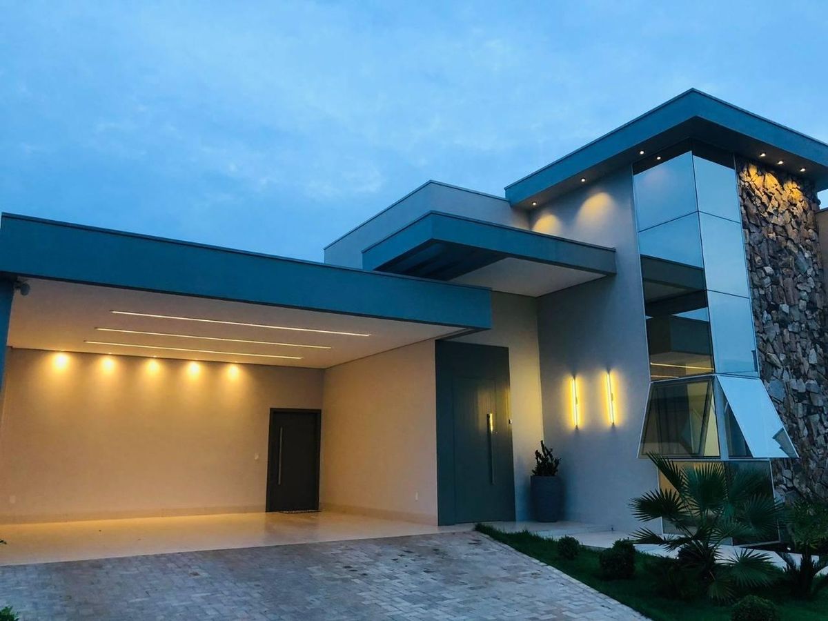 Casa com 3 quartos, 1 suíte - Condomínio Ilha Bela, Sorriso