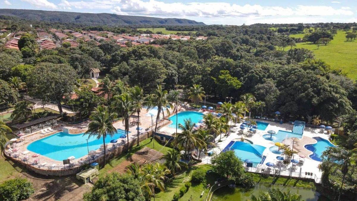 Casa Condomínio Residencial Village - Casa de Condomínio em Saint Germain, Caldas Novas - à venda - Brasília Imóveis Ltda