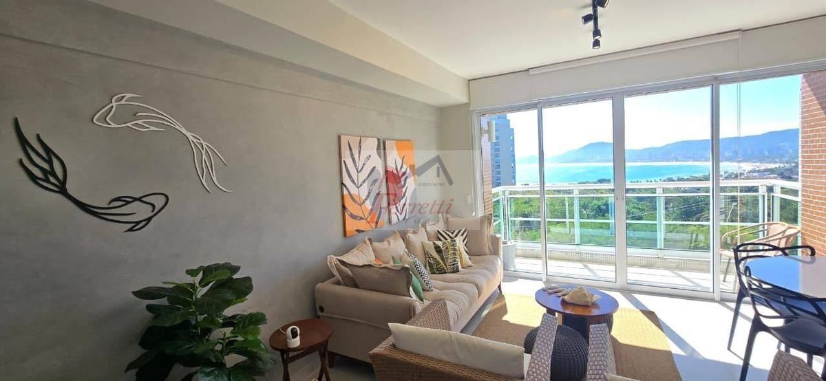 Apartamento Duplex com 2 suítes, decorado e climatizado para Venda em Parque Enseada Guarujá SP