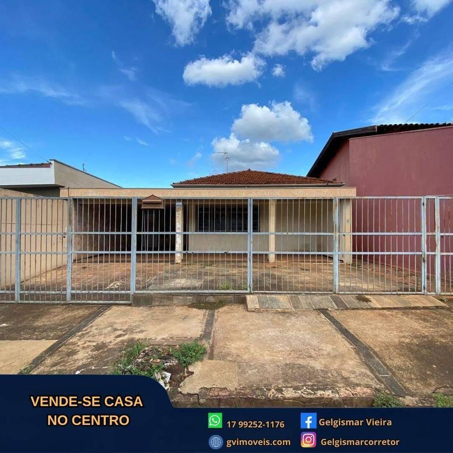 🏡 VENDE-SE CASA NO CENTRO - BEBEDOURO - SP 🏡 - Casa em Centro, Bebedouro - à venda - Gelgismar Vieira