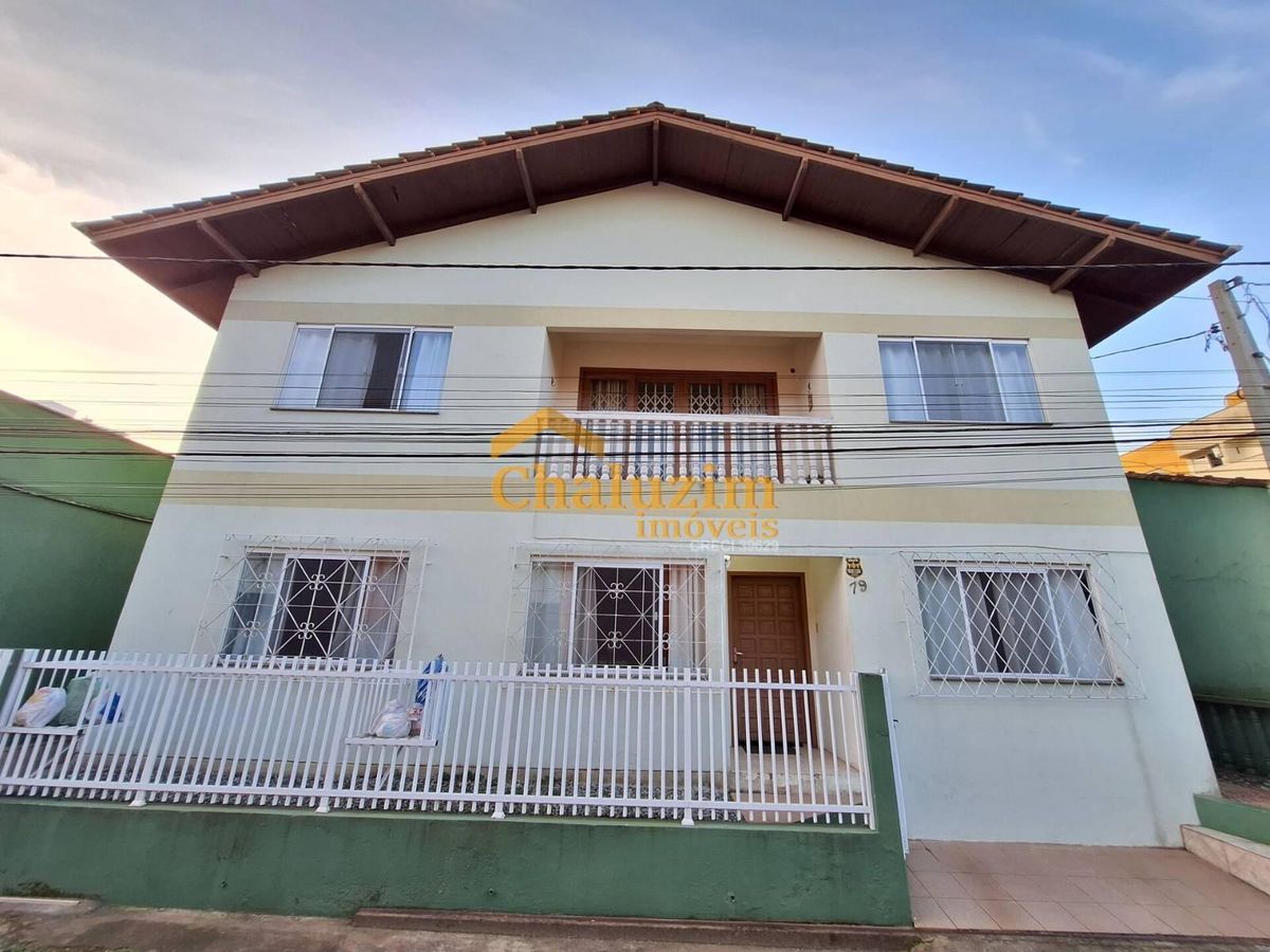 Casa, Bucarein - Joinville - Casa em Bucarein, Joinville - à venda - CHALUZIM IMÓVEIS LTDA
