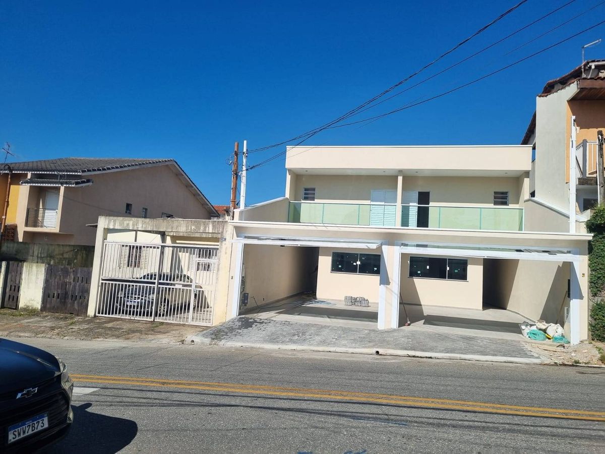 Sobrado com 3 quartos à Venda, Jardim Santa Bárbara - Guarulhos